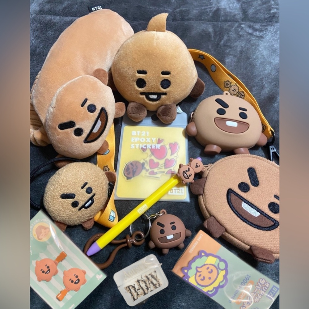 BT21 SHOOKY BUNDLE LOT  (16 ITEMS)